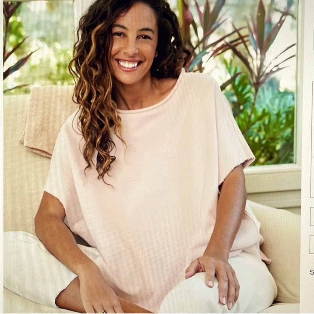 Frank & Eileen One Size Original Capelet Seashell Lounge Minimal Oversized Comfy